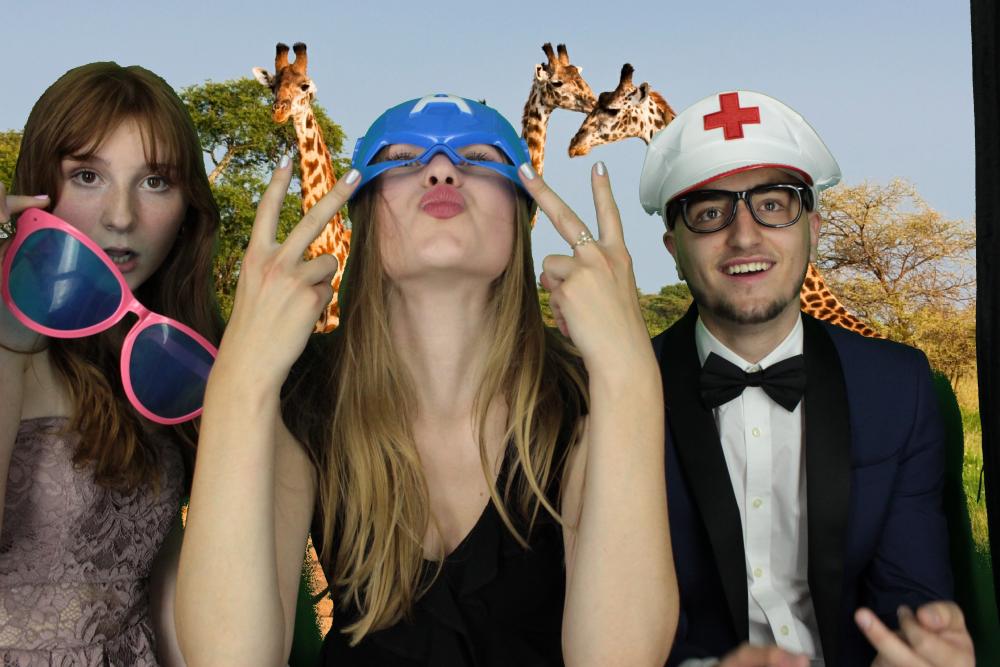 Christ School Prom | View more photos from the event at gallery.myphotoboothexperience.co.uk/u/MyPhotoBoothExperienceLtd/Christ-School-Prom